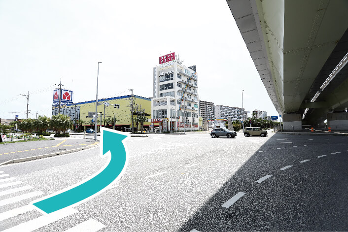 ①国道331号→豊崎交差点左折